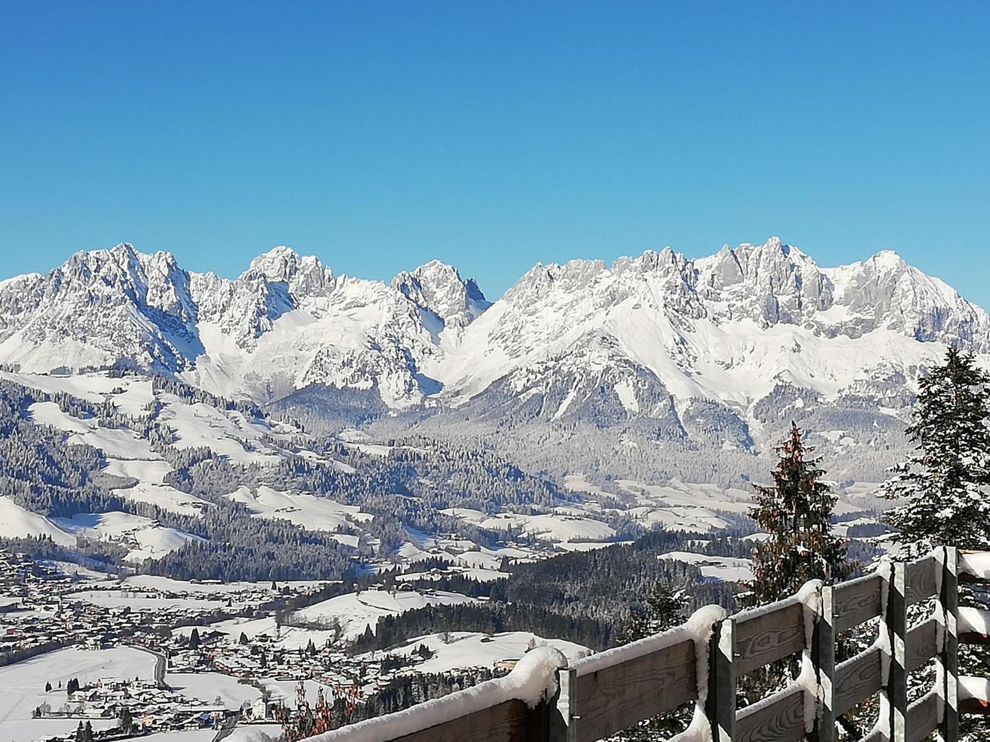 Villa Hahnenkammblick Kitzbühel Exterior foto